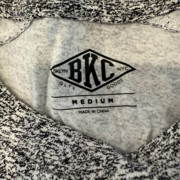 BKC NWT ShortSleeve Moto TShirt Mens Medium Heather Gray Grunge Edgy Punk Casual - Picture 5 of 7